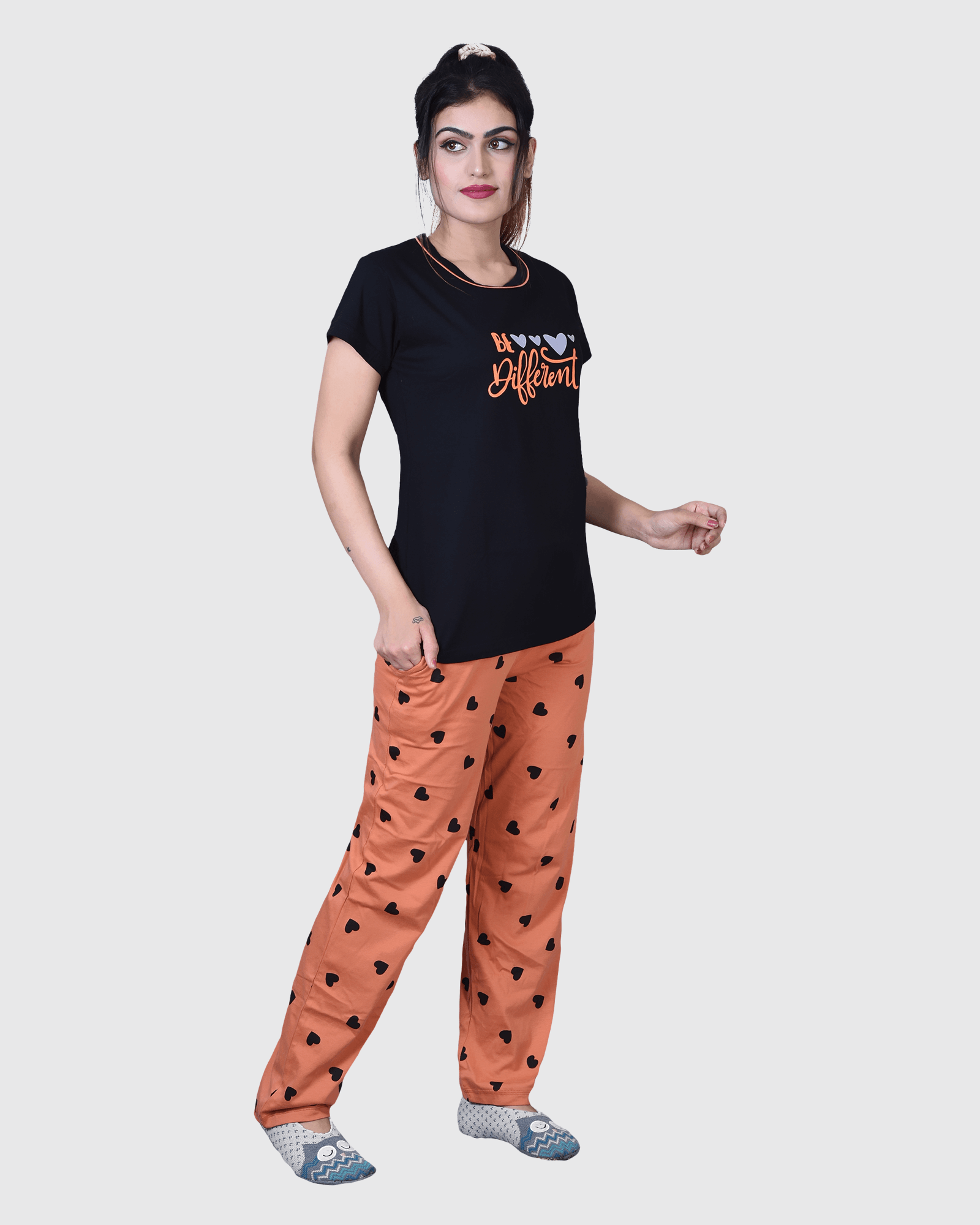 Fastyle Unisex Ladies Pajama Set at Rs 900/set in Mumbai